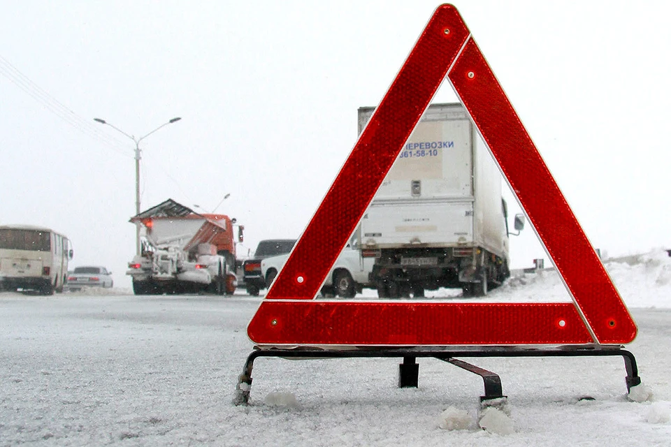 Семь человек погибли в результате столкновения автобуса с фурой в Пермском крае