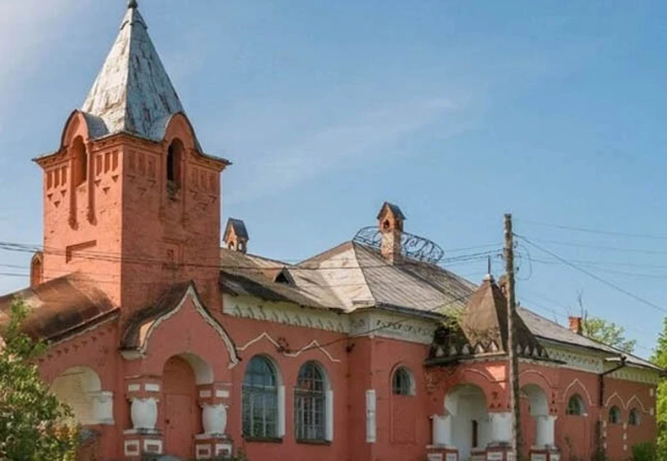 Заброшенная железнодорожная станция Рюриково в Тульской области получила статус памятника архитектуры