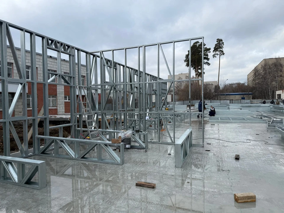 Модульное приемное отделения строят в ГКБ №40. Фото: Минздрав Свердловской области