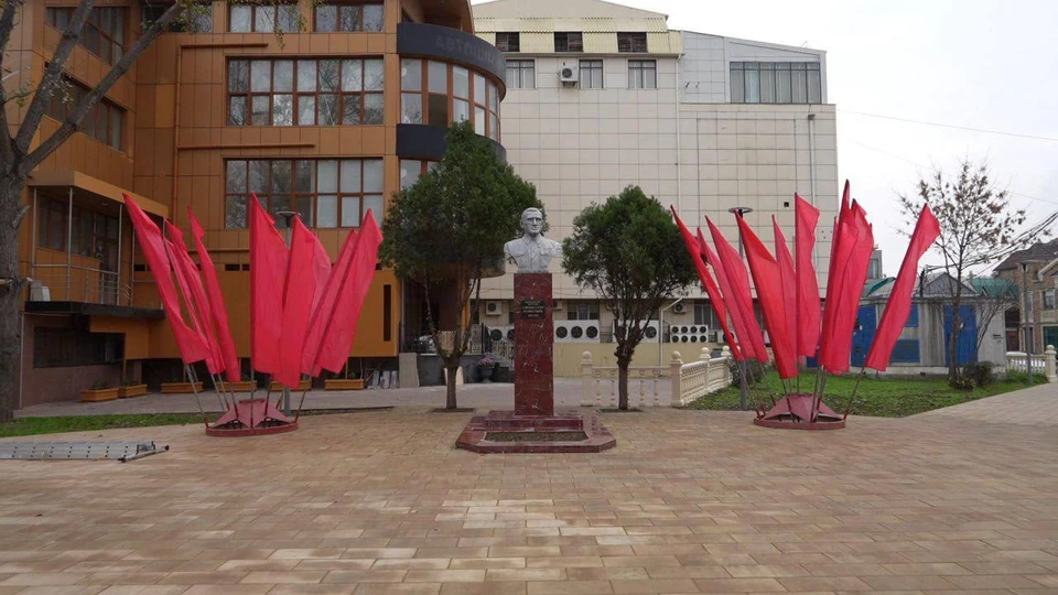 В Махачкале на выходных открыли пять благоустроенных территорий. Фото: глава Махачкалы Джамбулат Салавов