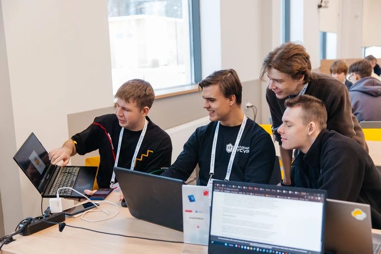 «Система ФЕСТ»  в Новосибирске объединил более 2500 участников