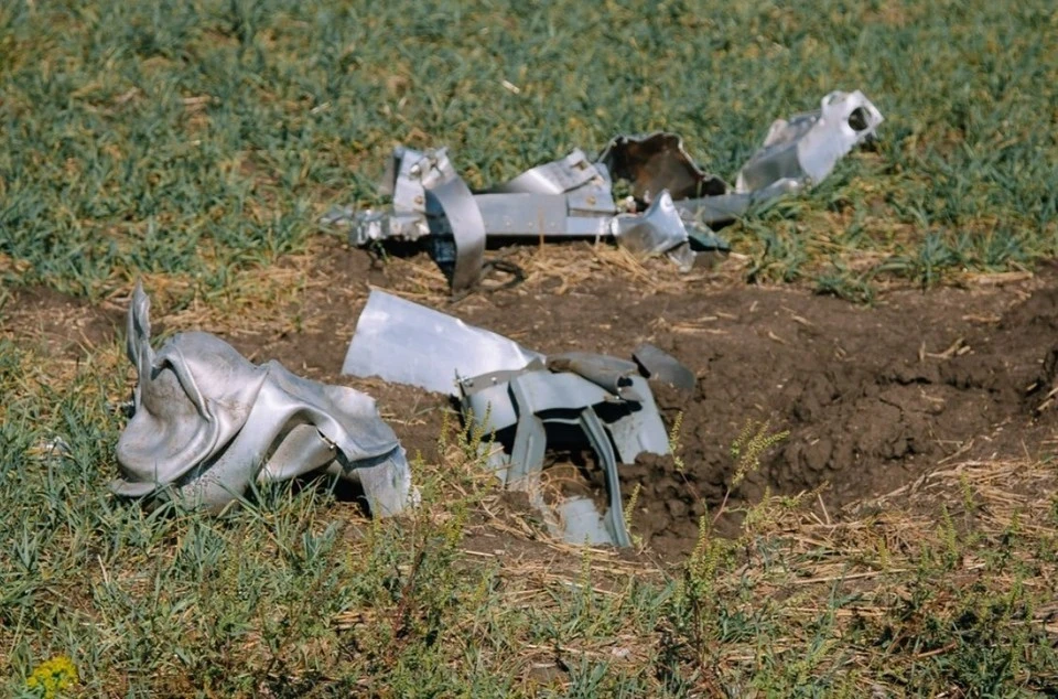 Фрагменты беспилотника упали в поселке Ильском