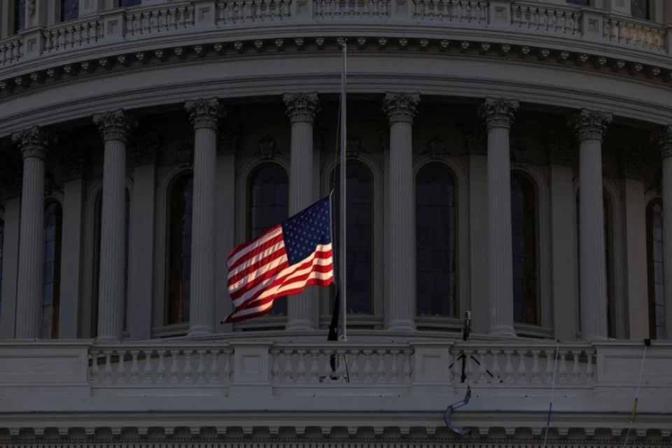 Грэм* заявил о призыве Трампа продвинуть проект об антироссийских санкциях
