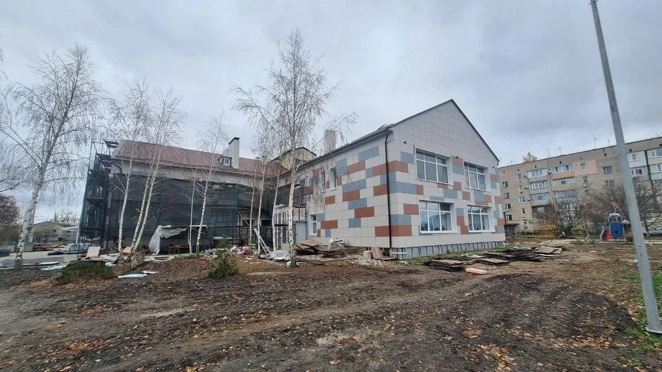 В Мирном ремонтируют детский реабилитационный центр. Фото - администрация Мелитополя