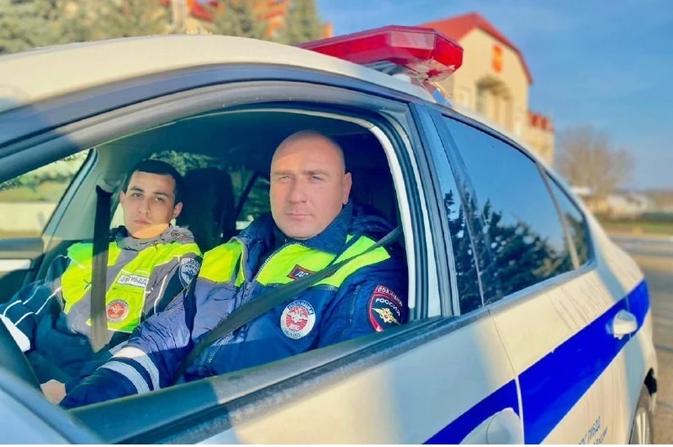 В Ставрополе инспекторы ГАИ сопроводили в больницу ребенка-инвалида. Фото: Госавтоинспекция СК