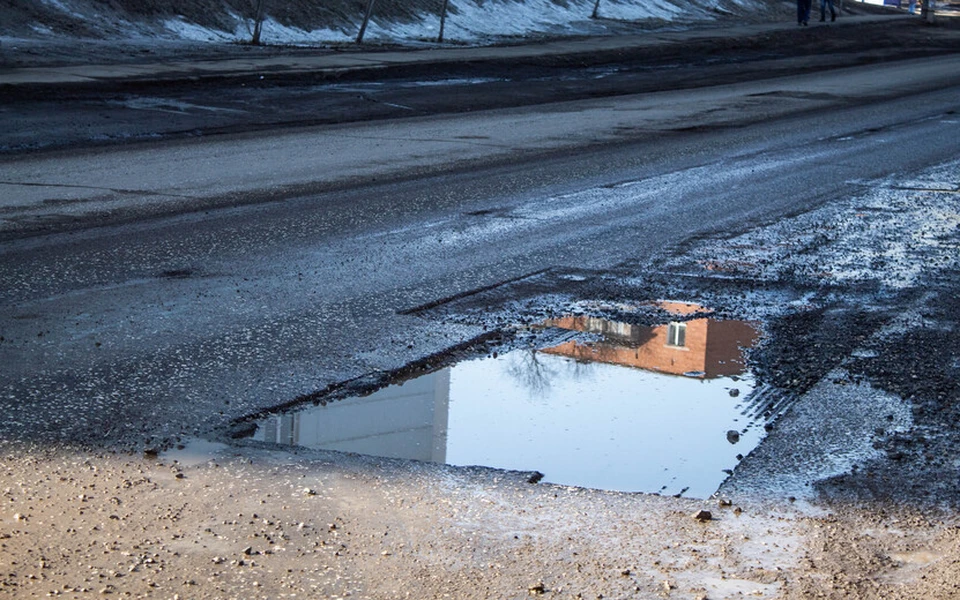 Заставили привести в порядок дорогу. фото: Данил Иванов