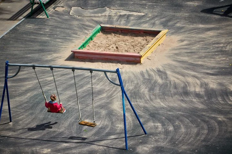 «Папа, не надо»: Под Ростовом мужчина после развода на глазах у дочери чуть не убил экс-жену