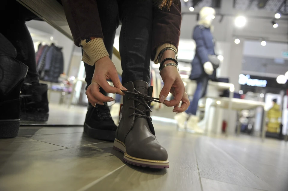 Обменять качественный товар, который не подошел по размеру, цвету или фасону, на аналогичный потребитель может в течение 14 дней. Фото: архив "КП"