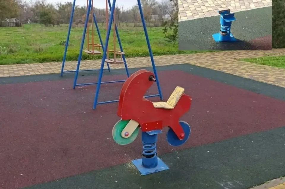 Опасную детскую площадку отремонтировали на Ставрополье. Фото: прокуратура СК