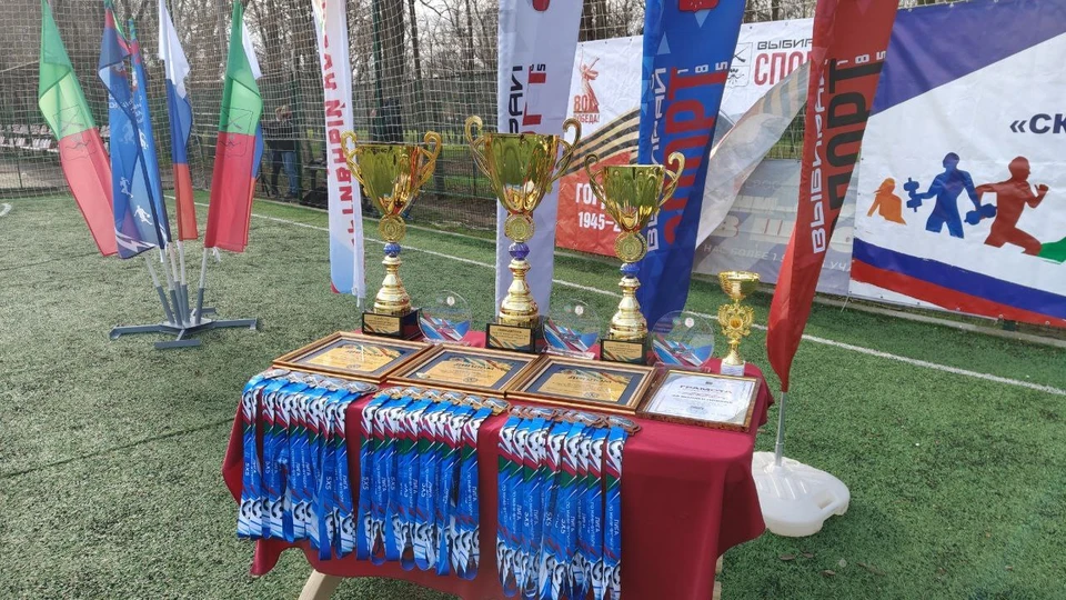 Победители и призеры получили красивые кубки и медали