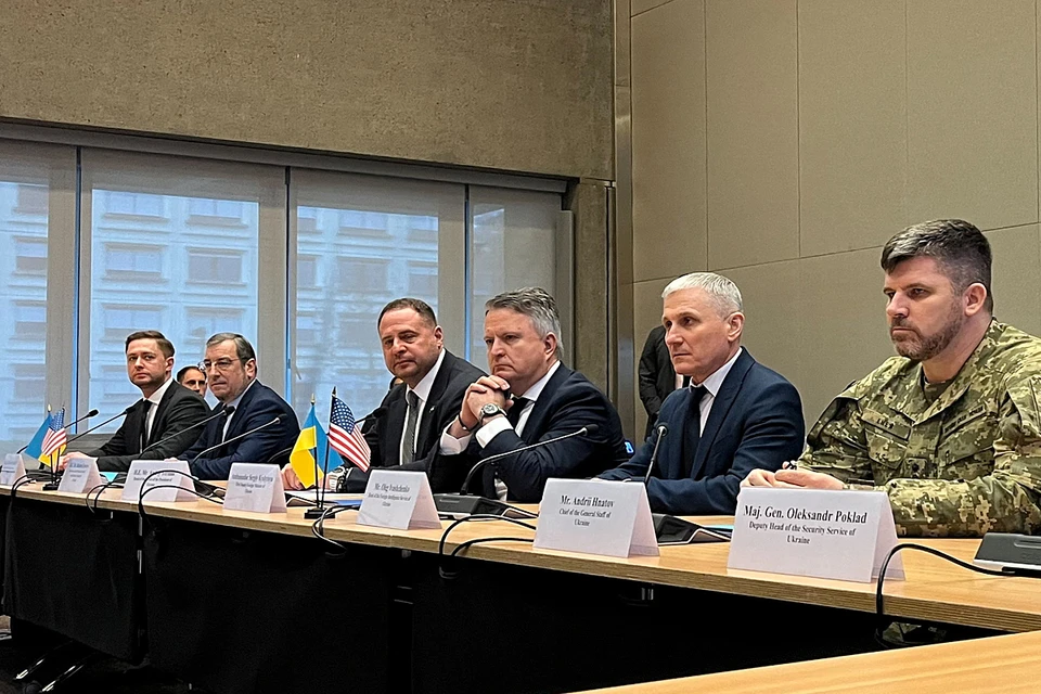 В Женеве прошли переговоры США и Украины по мирному плану команды Дональда Трампа