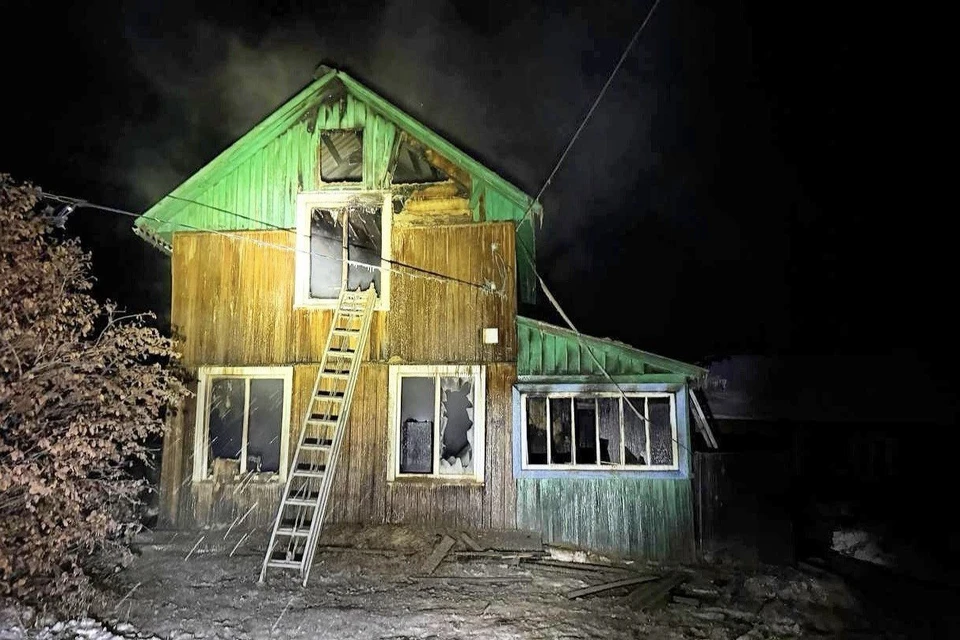 В Братском районе завели уголовное дело после гибели двух детей на пожаре.