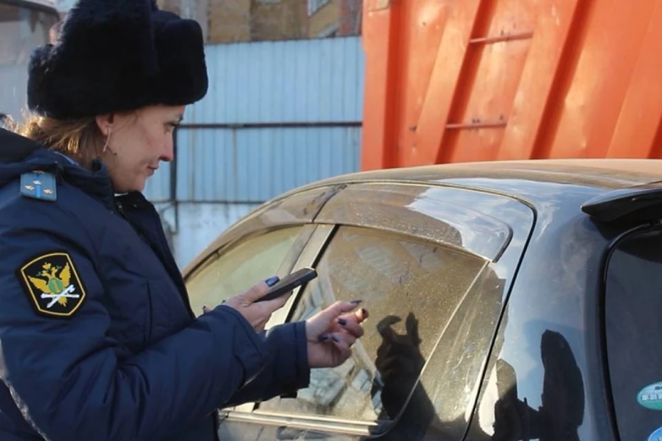 Переговоры длились несколько часов, однако не приносили результата. Фото: УФССП России по Забайкальскому краю