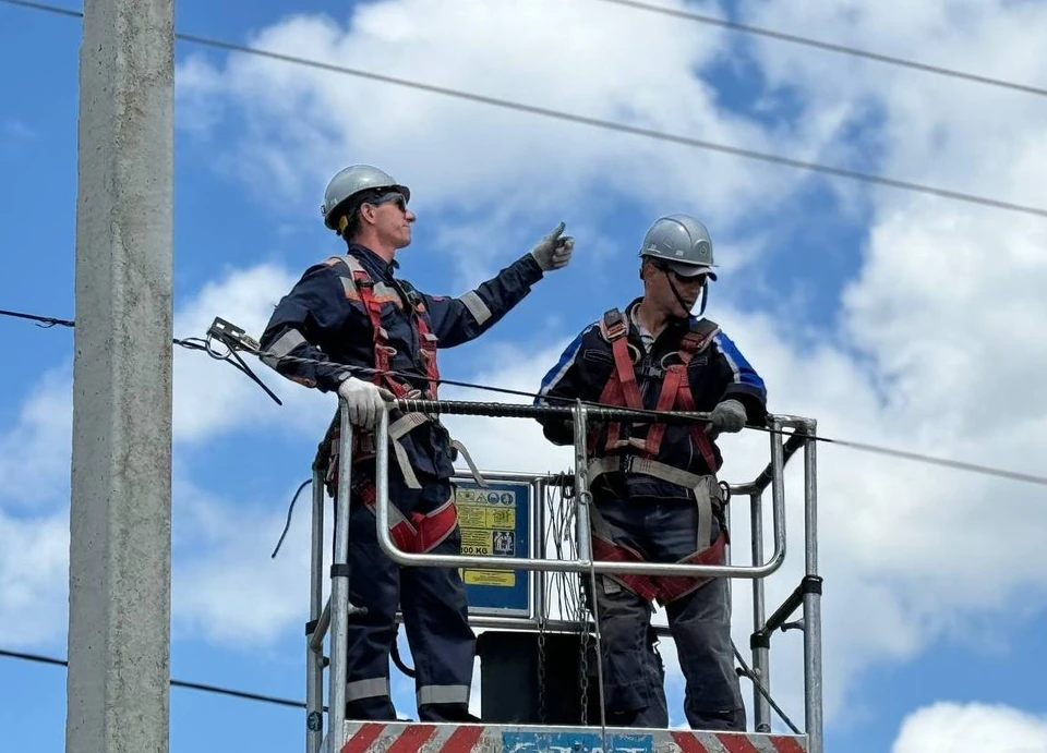 Энергетики приступили к ремонту. Фото: sevenergo.net
