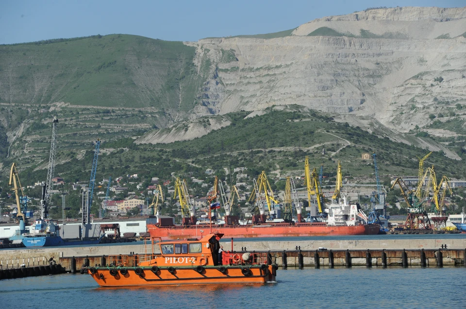 Одно из причалов КТК в Новороссийске поврежден при атаке безэкипажных катеров