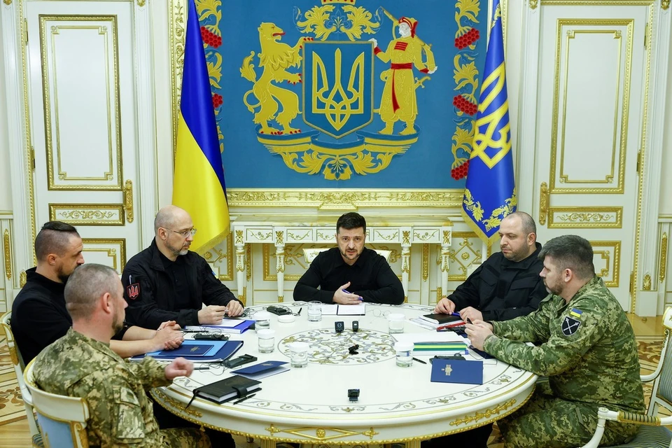 Зеленский направил украинскую делегацию на переговоры с американской стороной