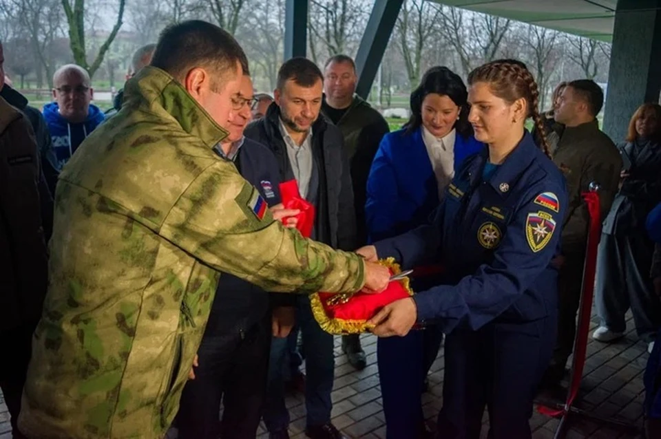 В Мариуполе открылся центр подготовки волонтеров к чрезвычайным ситуациям. Фото: Министерство молодежной политики ДНР
