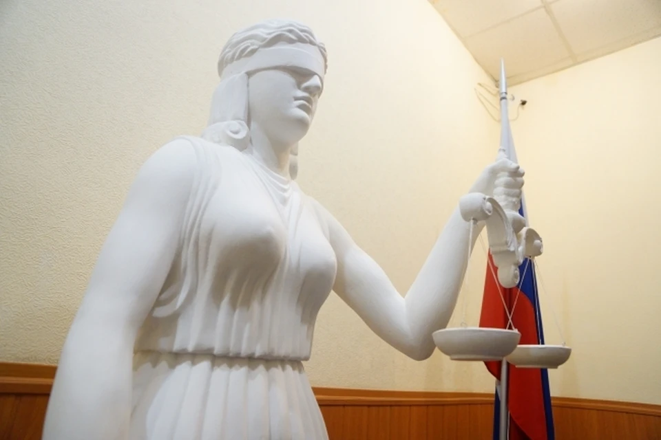 Суд в Хабаровске обязал шумного соседа сверху сделать звукоизоляцию пола