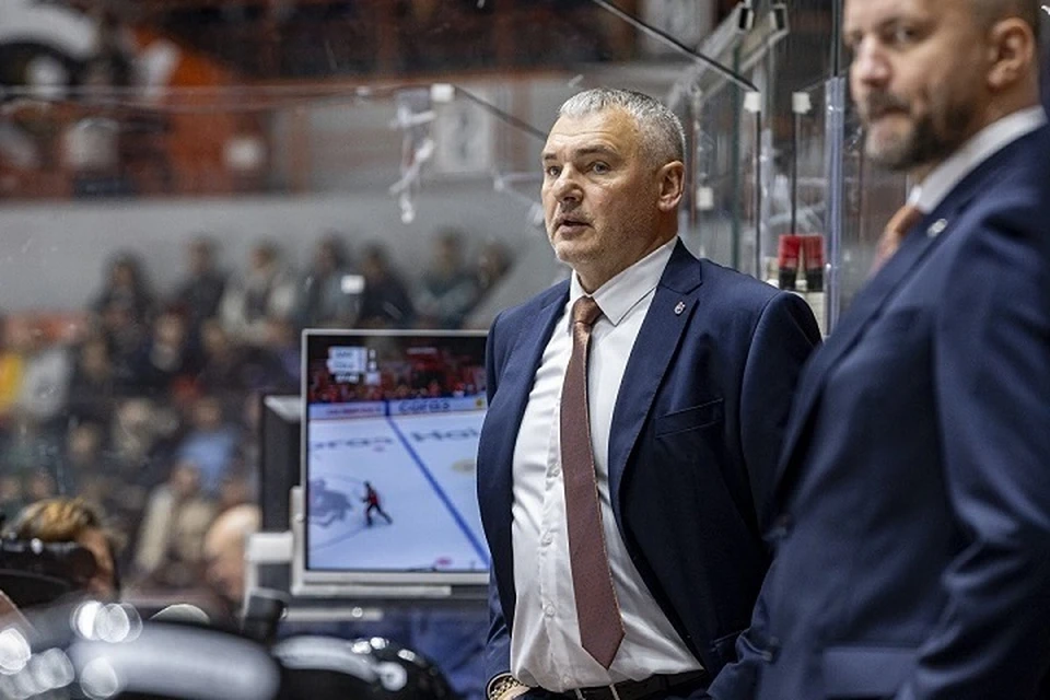 Александру Гальченюку клуб пожелал удачи. Фото: ХК Амур»