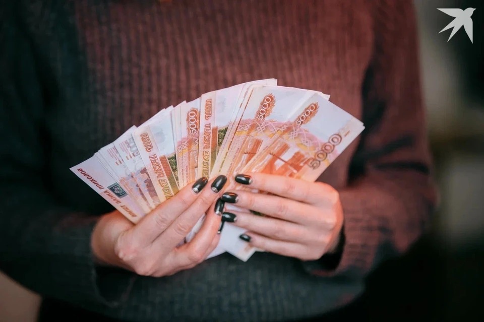 Среднемесячная начисленная зарплата в организациях Удмуртии за 9 месяцев 2025 года составила 74 662 рубля