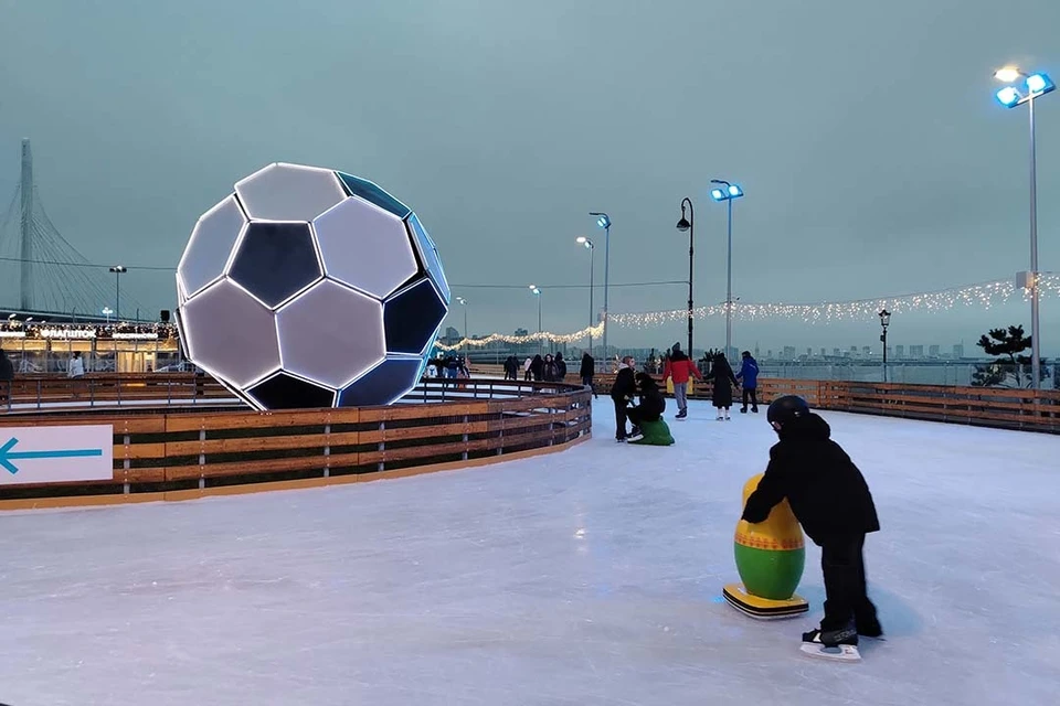 Каток будет работать до середины марта 2026 года.