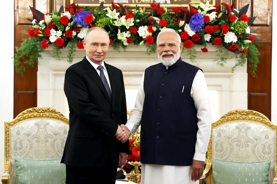 Президент России Владимир путин и премьер-министр Индии Нарендра Моди