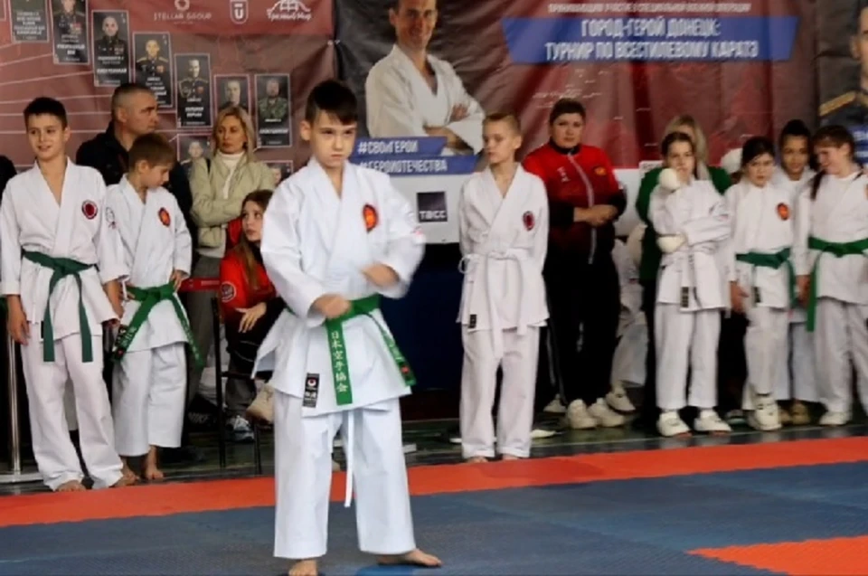 В соревнованиях участвовали спортсмены из Донецка, Макеевки, Шахтерска и Енакиево. Фото: ТГ/Ширшов