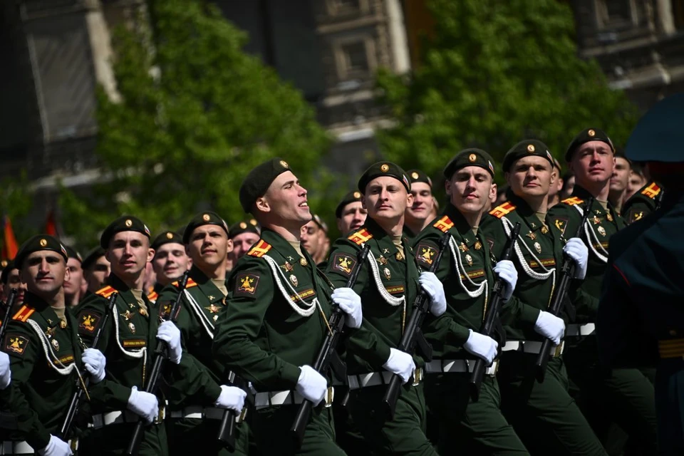 9 декабря в России отмечается День Героев Отечества