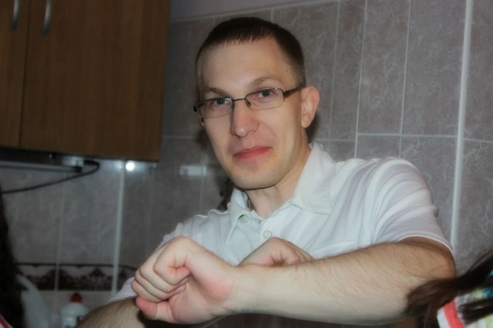 Сергей Окладников познакомился с семьей девочке в обществе кришнаитов. Фото: читатель «КП»