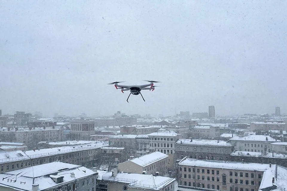 Аэропорт Ижевска прекратил прием рейсов. Фото: нейросеть