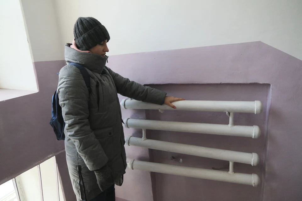 Отопление должны подключить после ремонта.