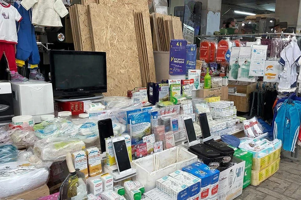 В конце марта в Астраханской области смартфоны и товары повседневного спроса заметно подешевели благодаря укреплению рубля и акциям ритейлеров