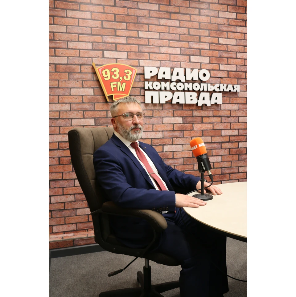 Председатель Тульского регионального отделения общероссийской общественной организации малого и среднего предпринимательства «ОПОРА РОССИИ» Михаил Глухов на радио "Комсомольская правда" в Туле.