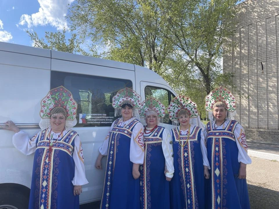 Суходольский Дворец культуры получил новый автомобиль. ФОТО: Администрация Краснодонского муниципального округа