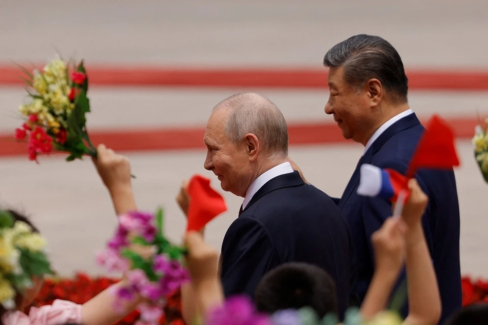 Почти 90 минут Путин и Си Цзиньпин решали судьбу многополярного мира: какой была беседа лидеров в узком составе