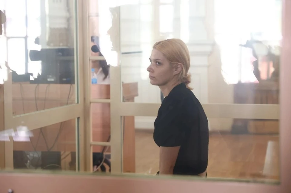 Хозяин съемной квартиры объяснил историю с загипсованной ногой Тарховой