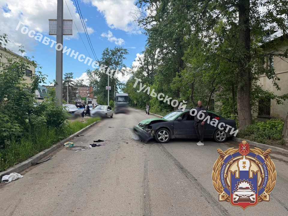 12-летний мальчик на мотоцикле врезался в Volkswagen Passat в Алексине Тульской области