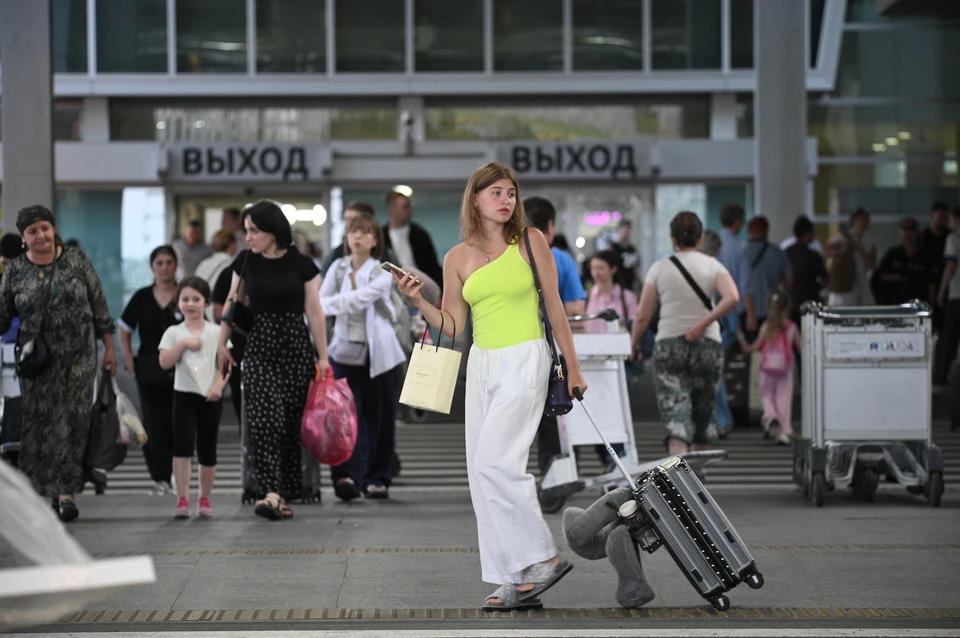 Эксперт прокомментировал появившуюся информацию о том, что в Сербии обсуждают введение визового режима для российских граждан.