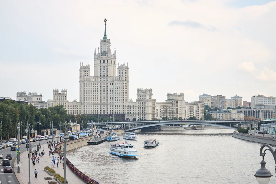 Облачная погода и до +25 градусов ожидаются в Москве 3 июня 2026 года
