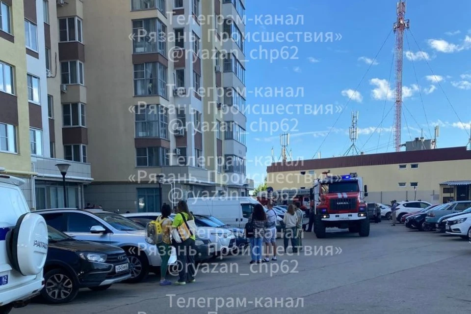 Пожар случился рано утром 6 июня. Фото: Telegram-канал «Рязань. Происшествия».