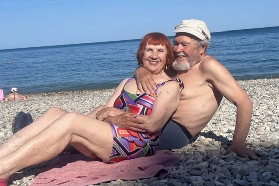 Вере Красовской - 85, Леониду Васильеву - 90. Для каждого это второй брак, и они счастливы вместе. Фото: личный архив семьи