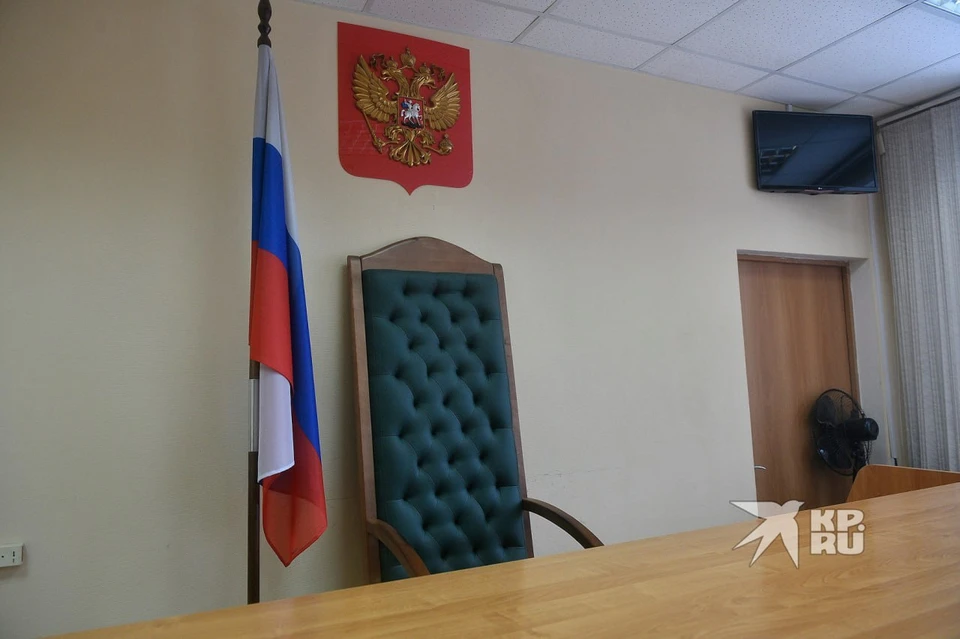 Девушка купила более 1,3 пачек немаркированных сигарет, после чего продавала их в магазине