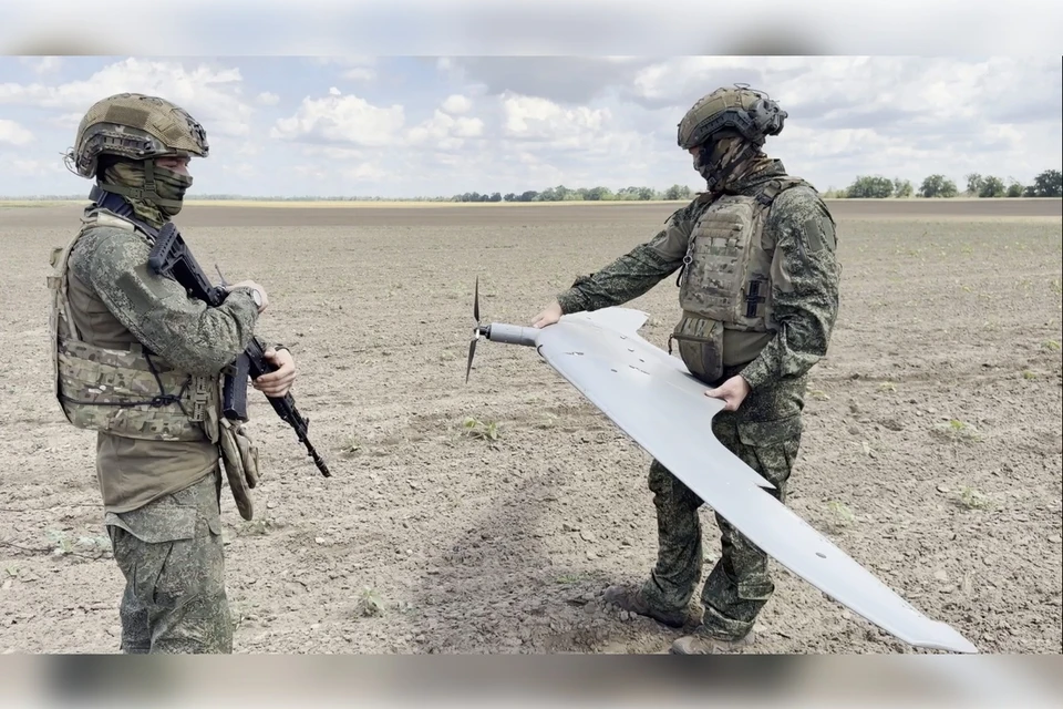 Расчет готовит запуск дрона-разведчика. Фото: Минобороны РФ