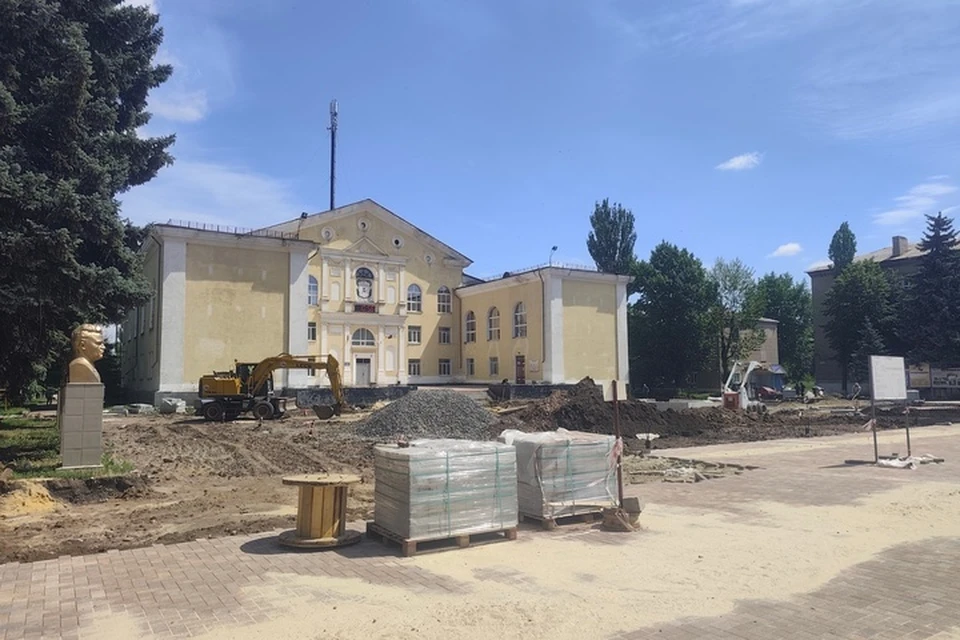 В Молодогвардейском Дворце культуры «Юность» идет ремонт