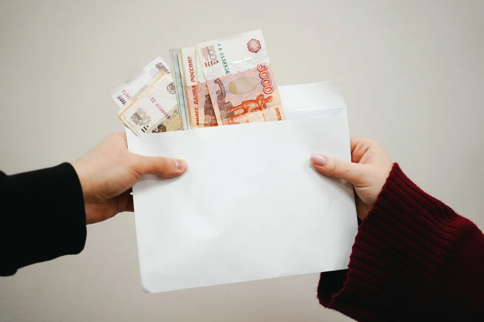 За первые четыре месяца 2026 года зарплата увеличилась на 5,8 процента.