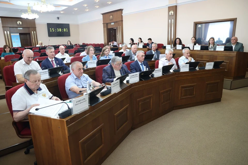 На Ставрополье хотят упростить доступ участников СВО к госслужбе. Фото: дума Ставропольского края