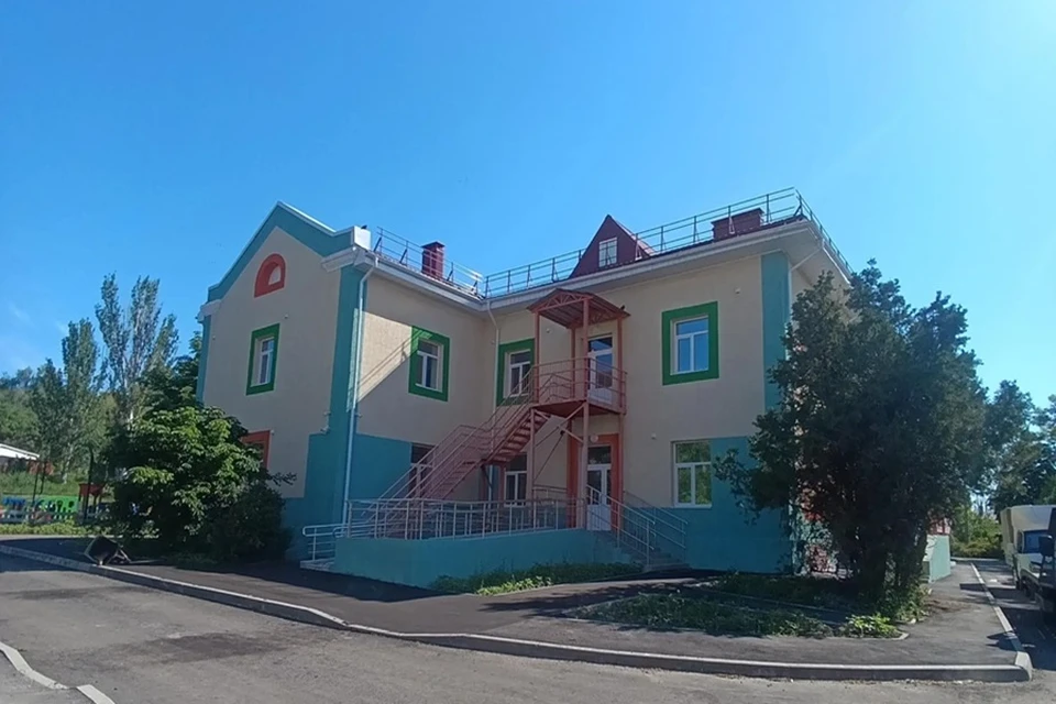 В Приморском районе Мариуполя завершают восстановление яслей-сада. Фото: Администрация Мариуполя