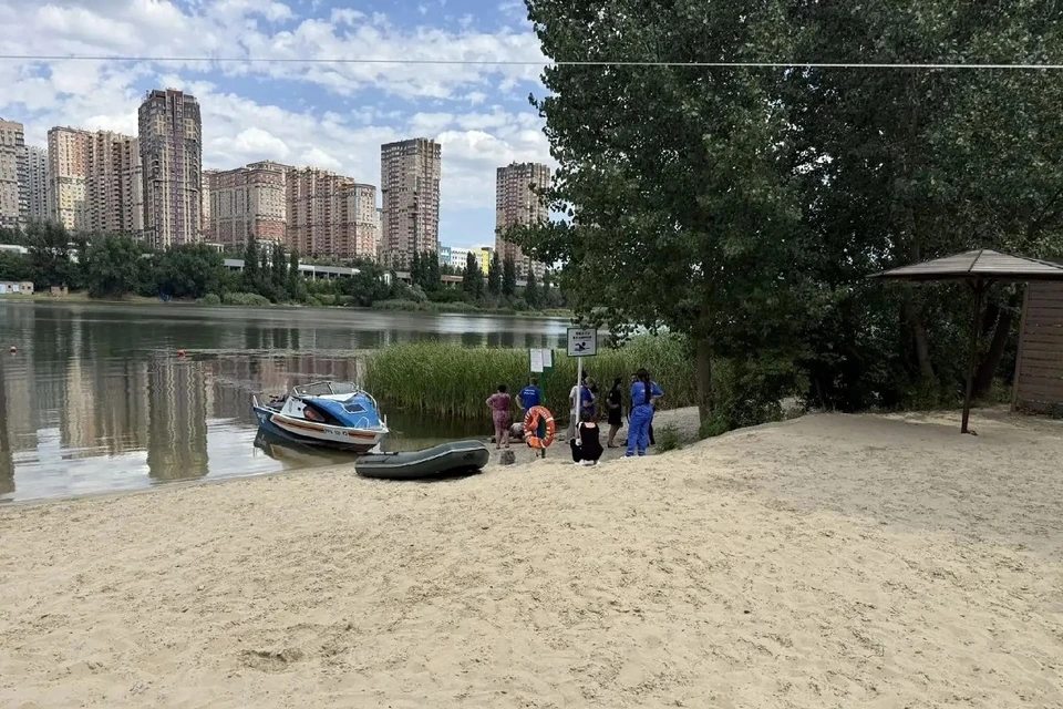 Тело подростка нашли спасатели. Фото: ГУ МЧС по Ростовской области.