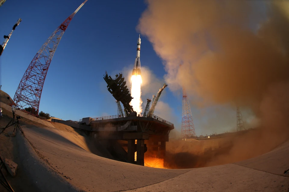 Корабль "Союз МС-29" с экипажем Роскосмоса и NASA пристыковался к МКС