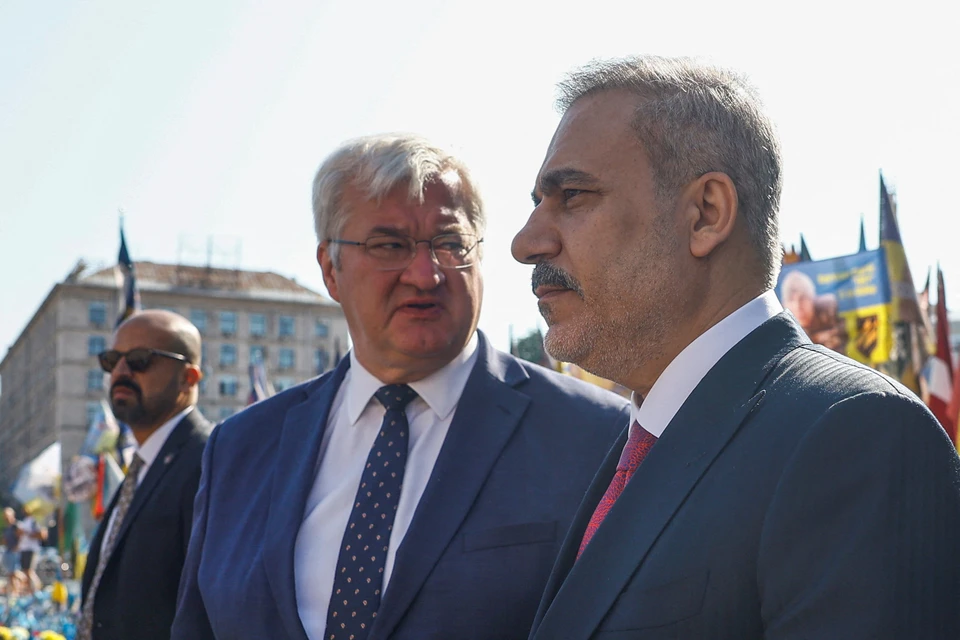 Фидан: Турция готова предоставить военно-морские гарантии безопасности Украине